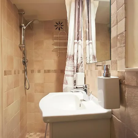 公寓 Torretta Del Centro 滨海波利尼亚诺